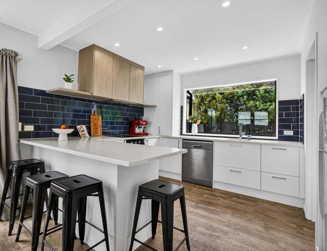 2 Hadfield Street Beach Haven_1