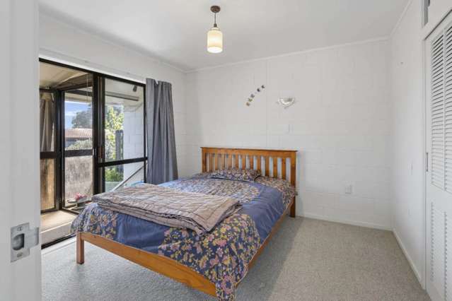 3 Dolbear Street Titirangi_2