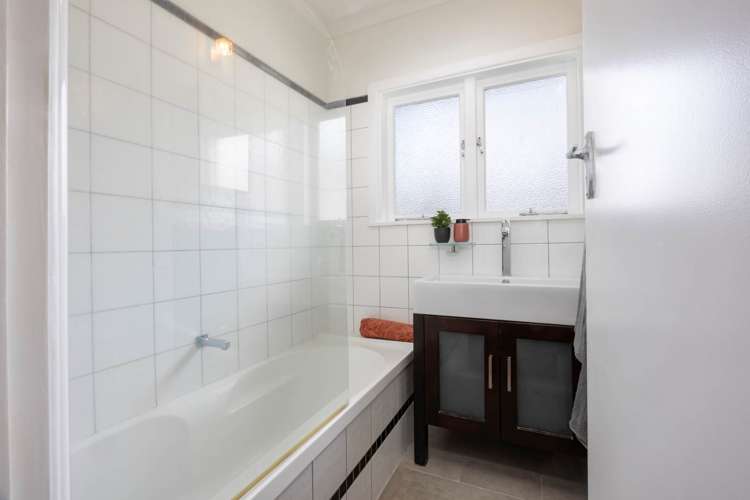 13 Kokiri Street Te Atatu South_8