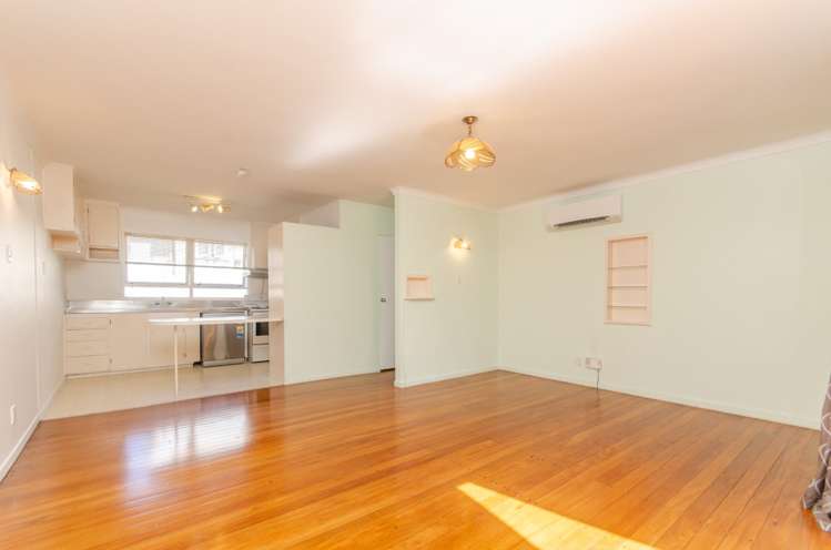 5/8 Edgerley Avenue 1662_3