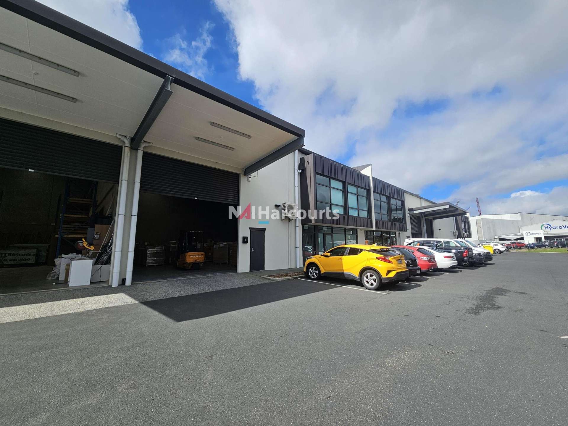 2/4 Rawiri Place Hobsonville_0