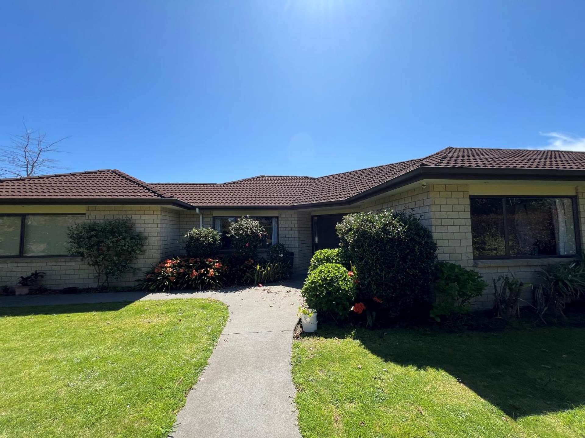 112 Rowesdale Drive 1115_0