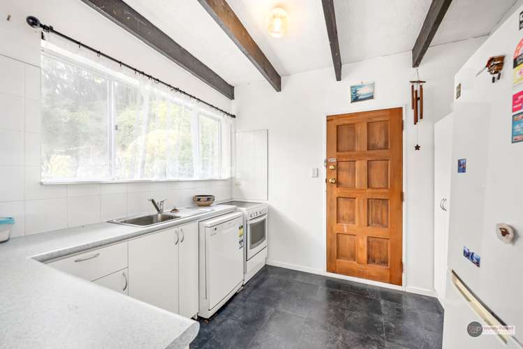 28 Deller Grove Silverstream_6