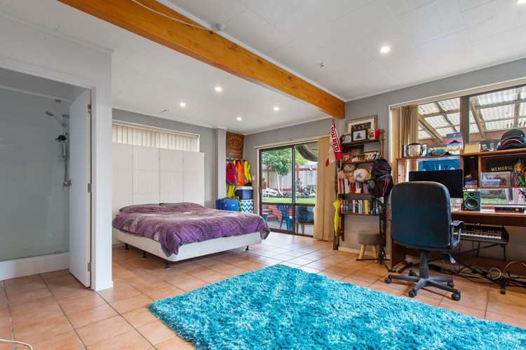 19 Sunningdale Street Wattle Downs_7