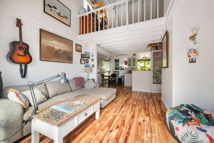 2/1 Mulberry Place_1