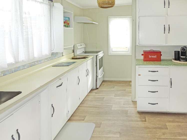 46 Pratt Avenue Foxton Beach_11