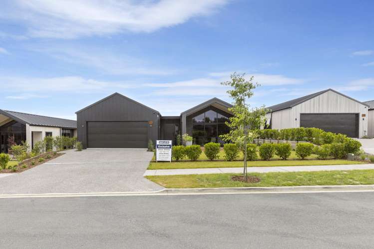 9 Sorrento Drive Rangatira Park_32