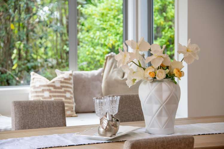 9 Springwater Vale Unsworth Heights_22