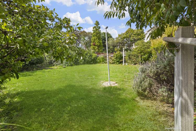 17 Bentinck Avenue Strathmore Park_6