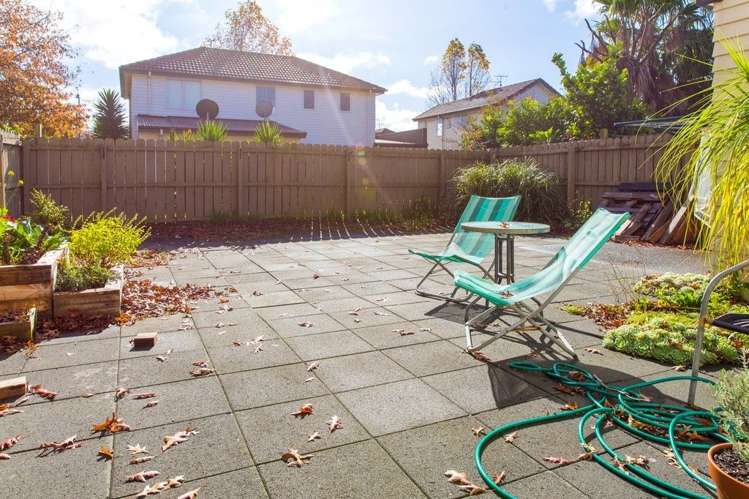 6 Sires Parkway Takanini_12