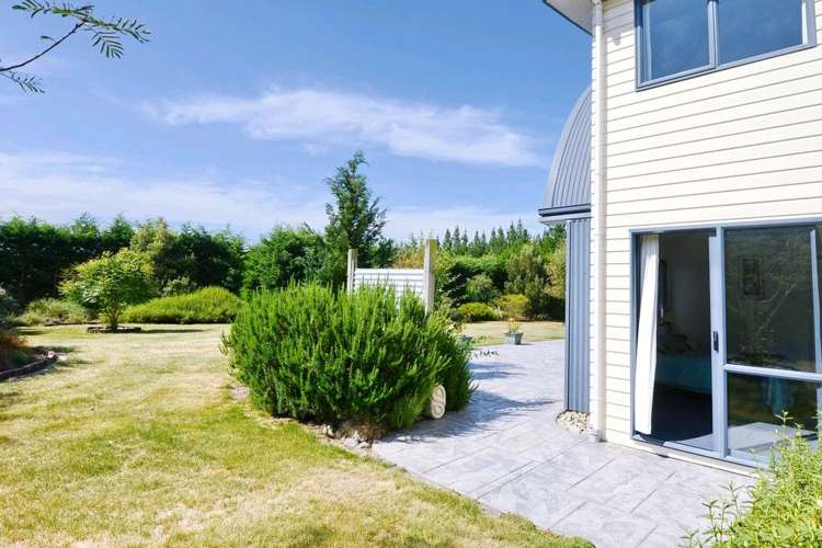 2558 South Eyre Road West Eyreton_18