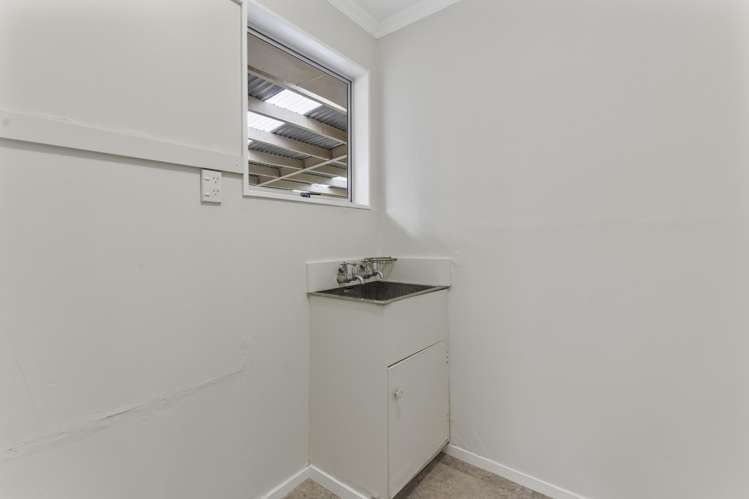 73 Makino Road Feilding_13