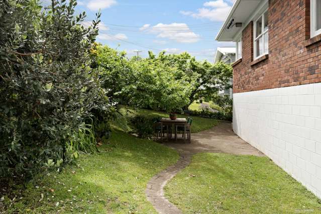 1/18 Merani Street Narrow Neck_4