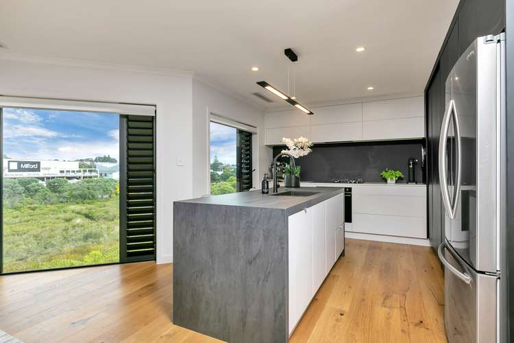 2/21 Rangitoto Terrace Milford_6