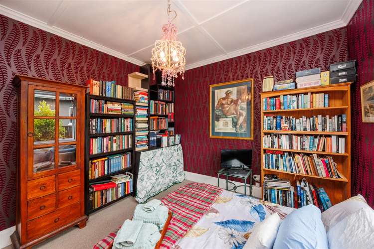 8 Lyon Street Marton_23