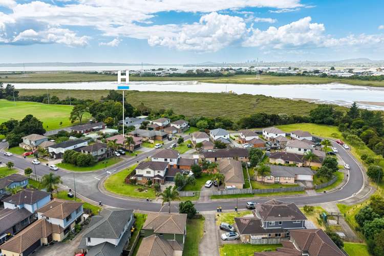 37 Riverglade Parkway Te Atatu South_24