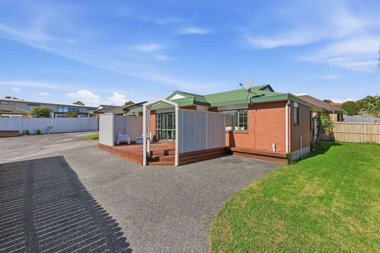 2/11 Roanoke Way Albany_25