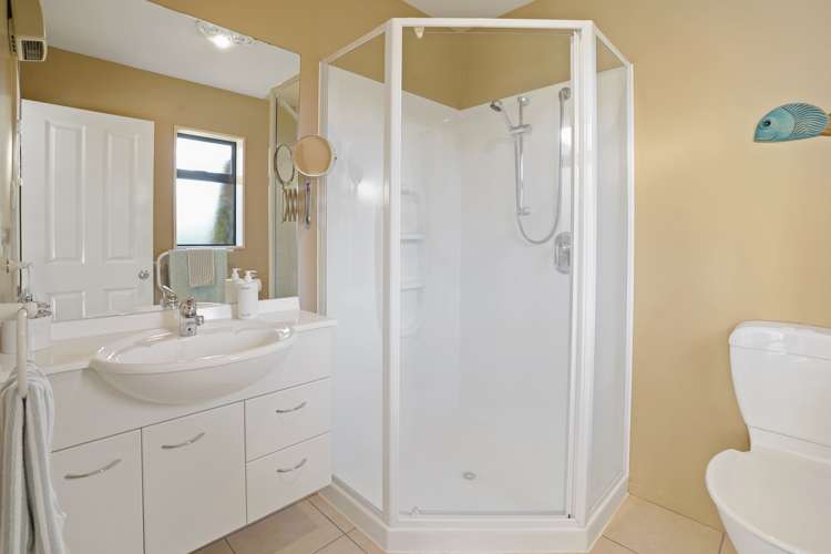 30 Coolspring Way Redwood_12