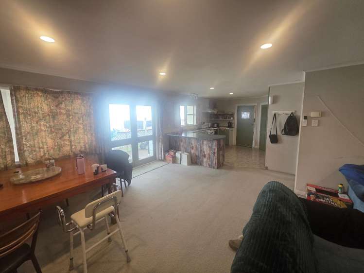 16 Burns Street Dannevirke_2