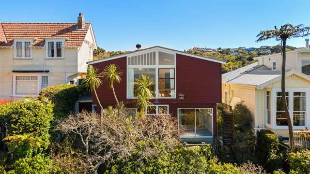 MID-CENTURY-MODERN ON MOANA