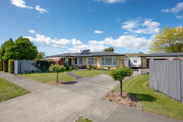 12 Riley Crescent Redwoodtown_4