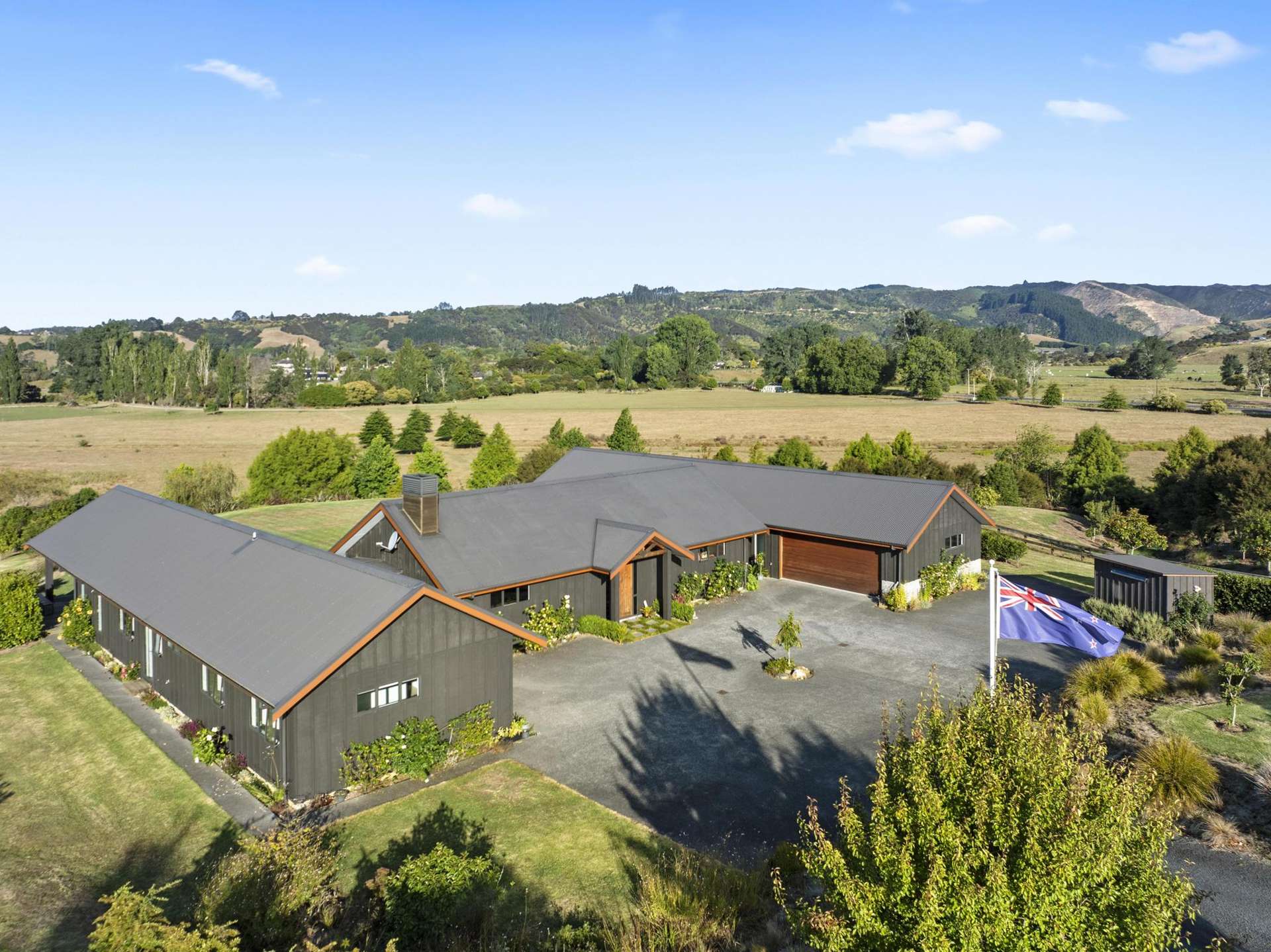 212 Monument Road Clevedon_0