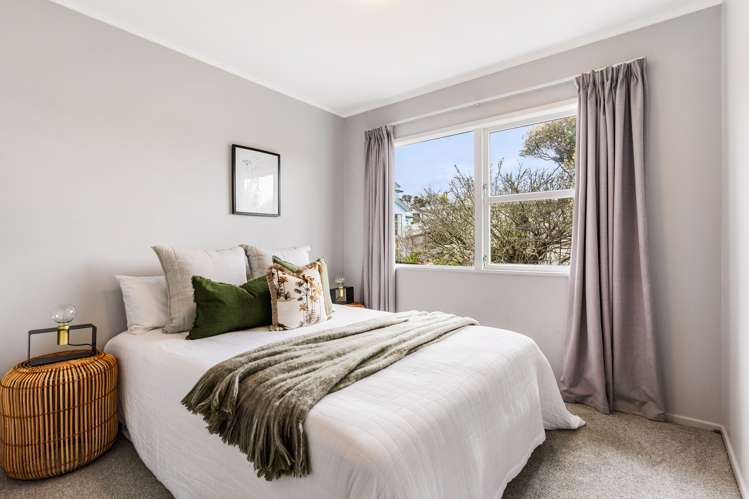 1/28 Fairclough Road Beach Haven_5