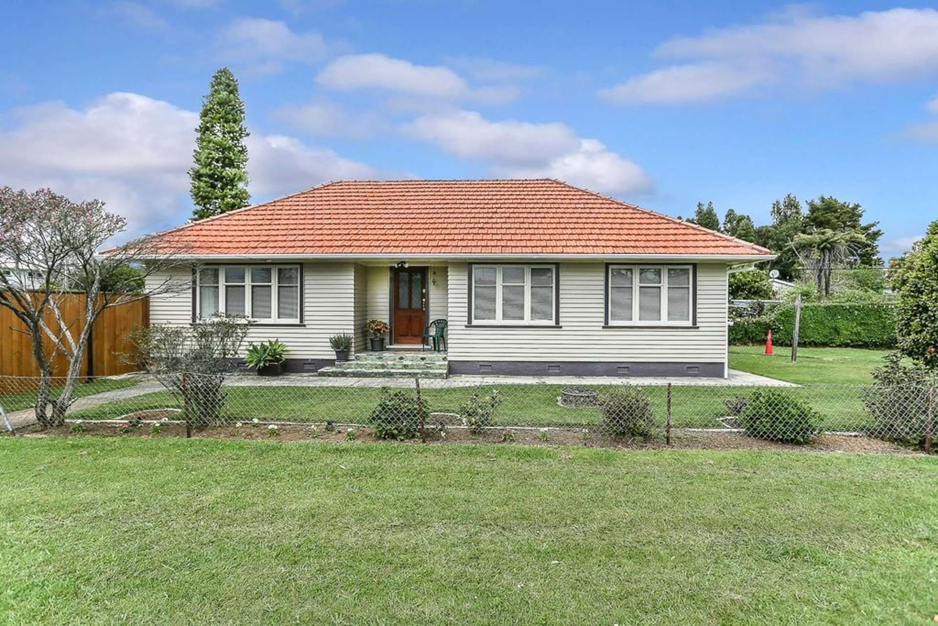 64 Taikata Road Te Atatu Peninsula_0