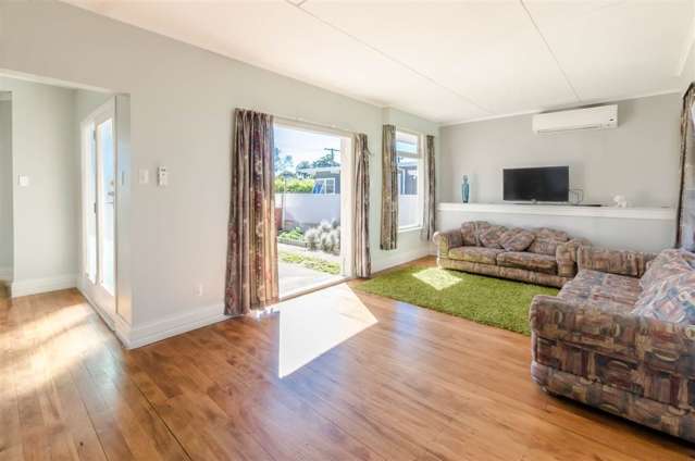 32 Gray Avenue Paraparaumu Beach_2