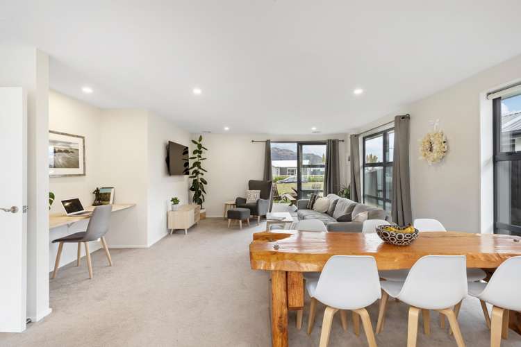 31 Peterley Road Lower Shotover_2