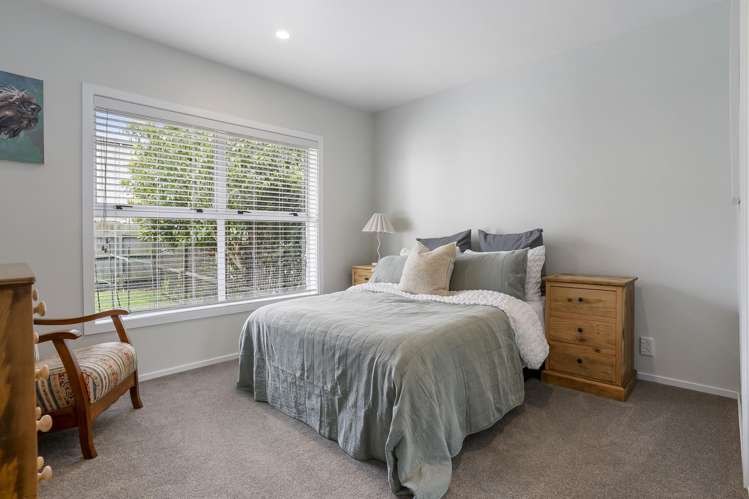 2/60 Chartwell Avenue Glenfield_14