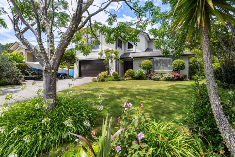 29 Sanctuary Cove Pauanui_1