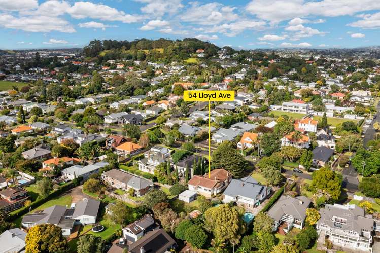 54 Lloyd Avenue Mount Albert_38