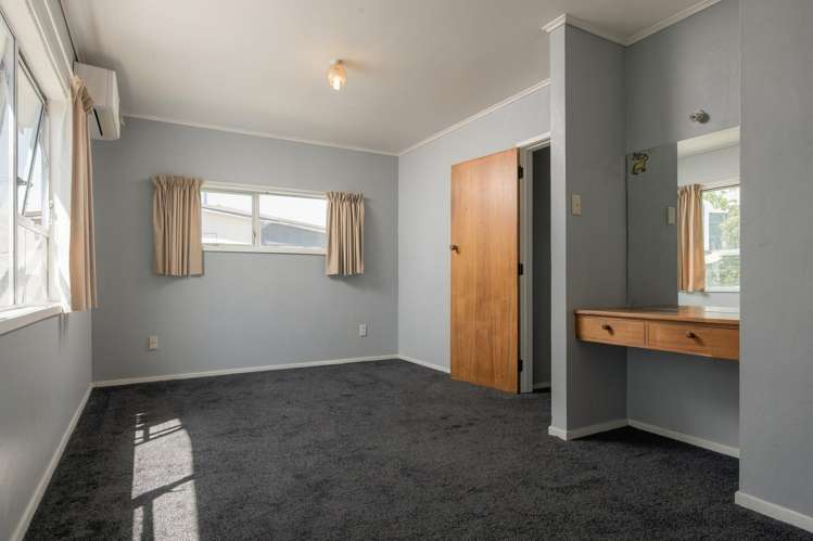 14 Titoki Avenue Waipahihi_11