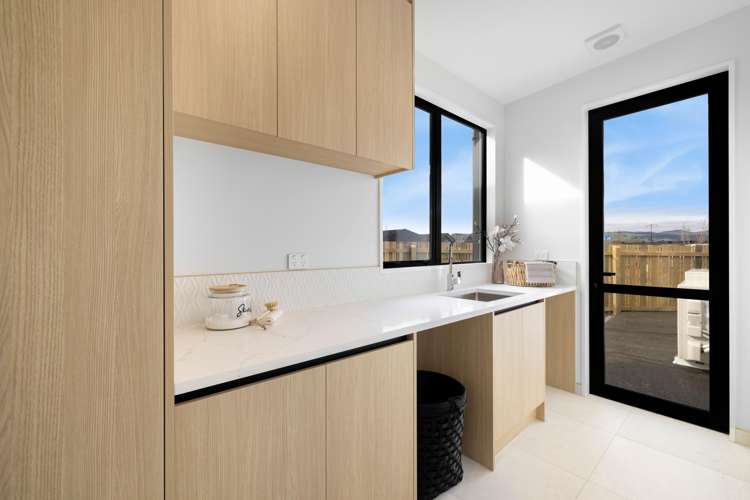 2 Alan James Lane Prebbleton_24