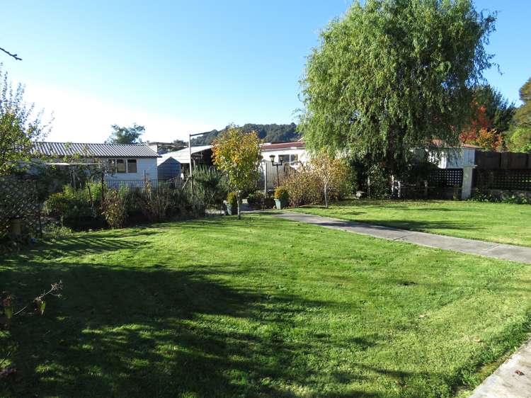 74 Church Street Reefton_18