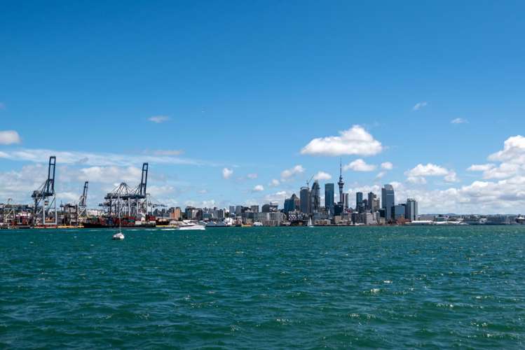 28 Queens Parade Devonport_22