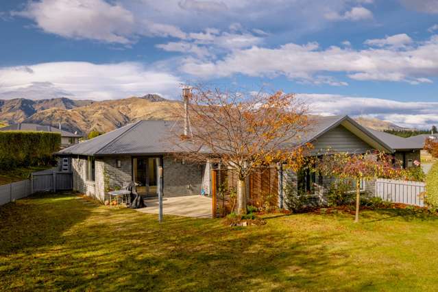 39 Hewson Crescent Lake Hawea_1