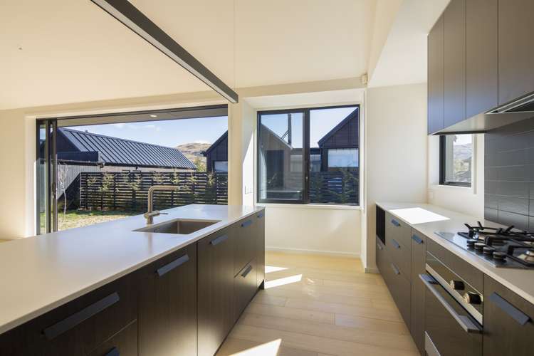 8 Parera Lane Jacks Point_8