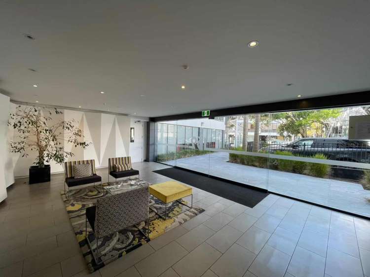 Address withheld Takapuna_4