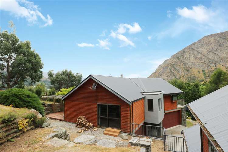 20 Arthurs Track Arthurs Point_12