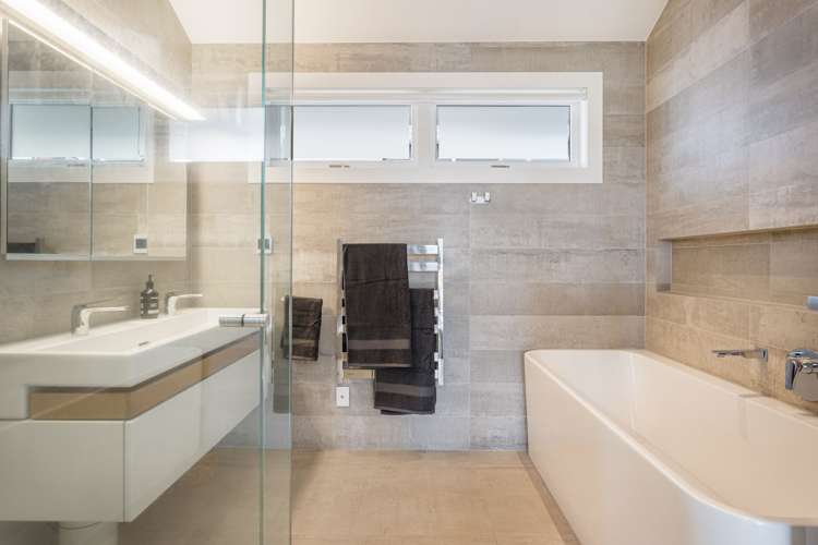 31 Seacliffe Avenue Belmont_18