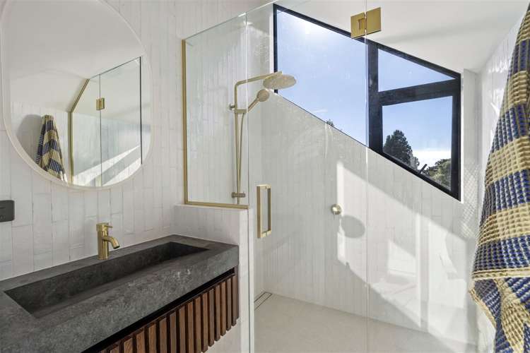 16 Asbury Crescent Campbells Bay_15