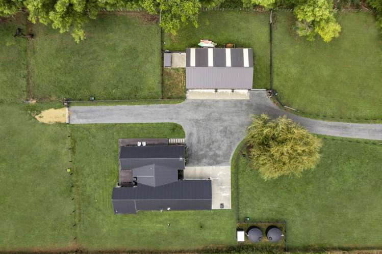 32 Gore Road Okoroire_5