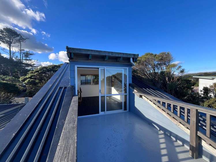 187 Piha Road Piha_10