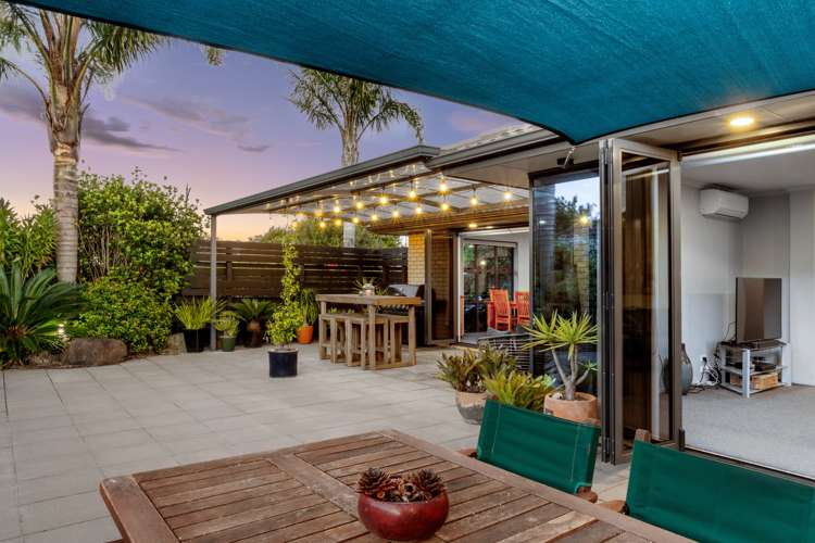 1 Kakapo Place Pyes Pa_8