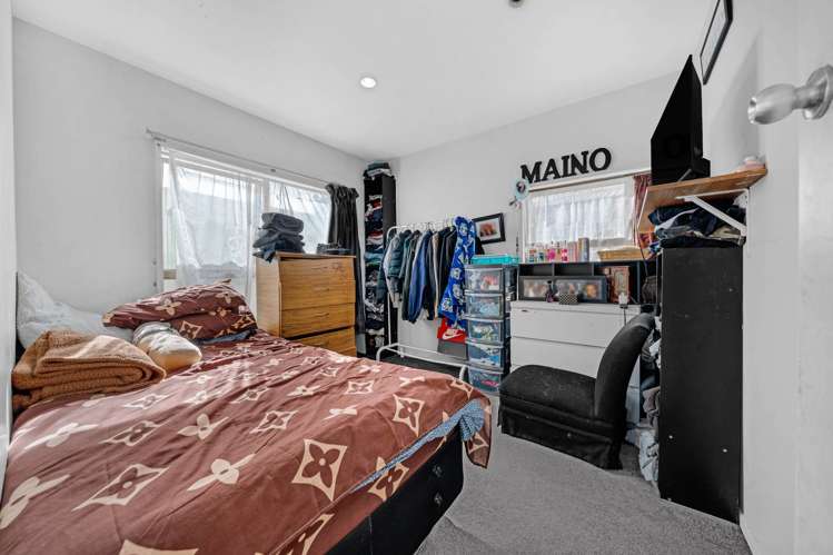 37 Penion Drive Otara_18