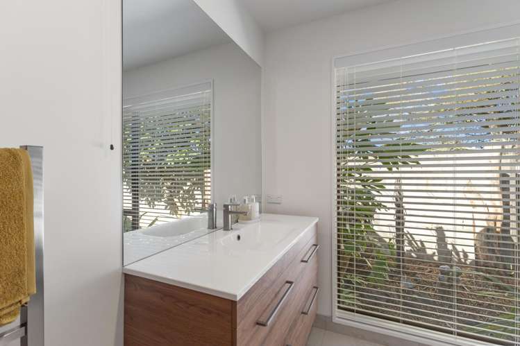 262 Pages Road Gleniti_19