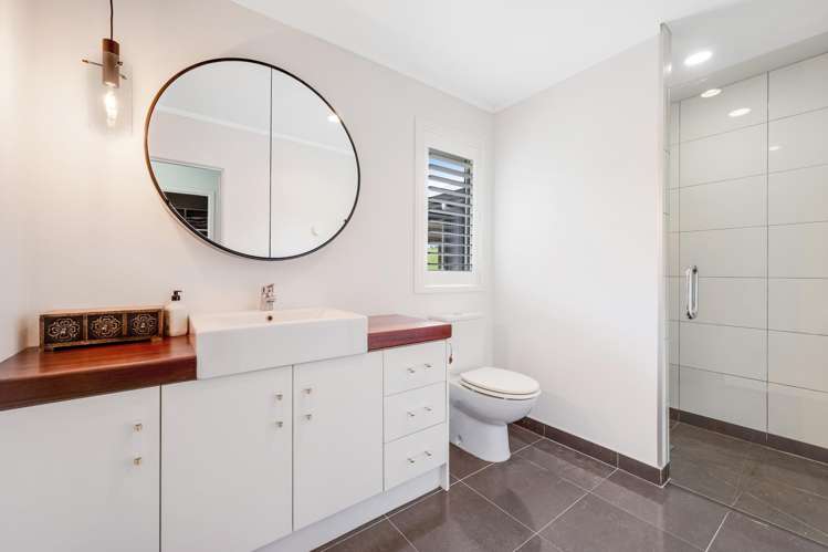 167 Holdens Road Clevedon_11