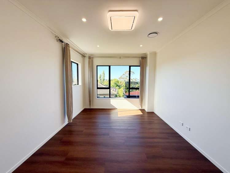 8B Downsview Road 2671_11